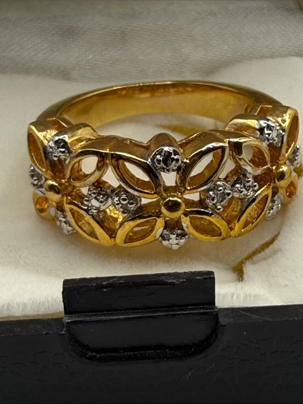 Vintage Gold plated brass diamond open work Floral Band Ring Silver tone Accents